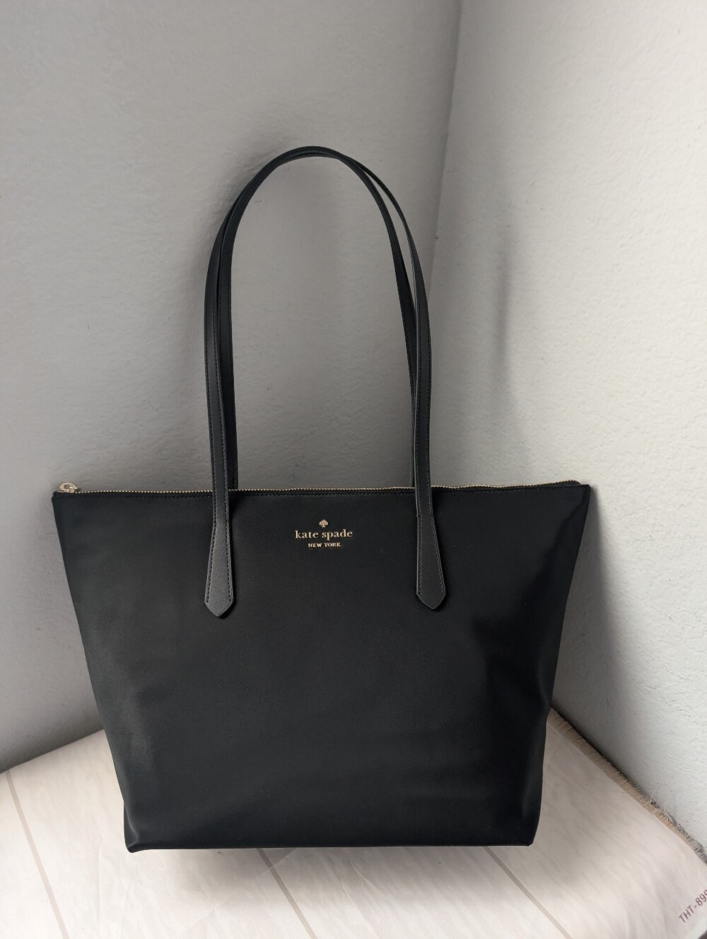 NWT Kate Spade KC455 Kitt Medium Nylon Tote in Black